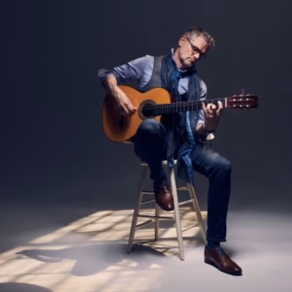 Jesse Cook Returns to Canada in 2025 With 15-Date 'In Concert' Tour Photo