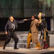 Review: TWELFTH NIGHT at Folger Shakespeare Theater