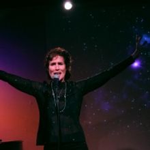 BWW Review: Maureen Taylor Casts A Spell With COSMIC CONNECTIONS at Don't Tell Mama