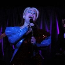 BWW Review: Raquel Cion's ME AND MR. JONES: MY INTIMATE RELATIONSHIP WITH DAVID BOWIE