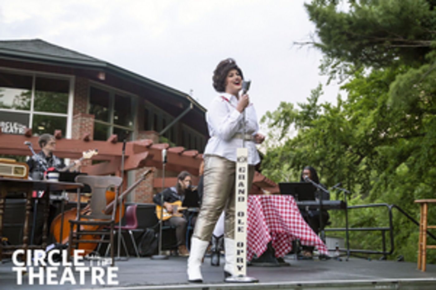 Interview: Sitting Down with the Stars of ALWAYS... PATSY CLINE at Circle Theatre  Image