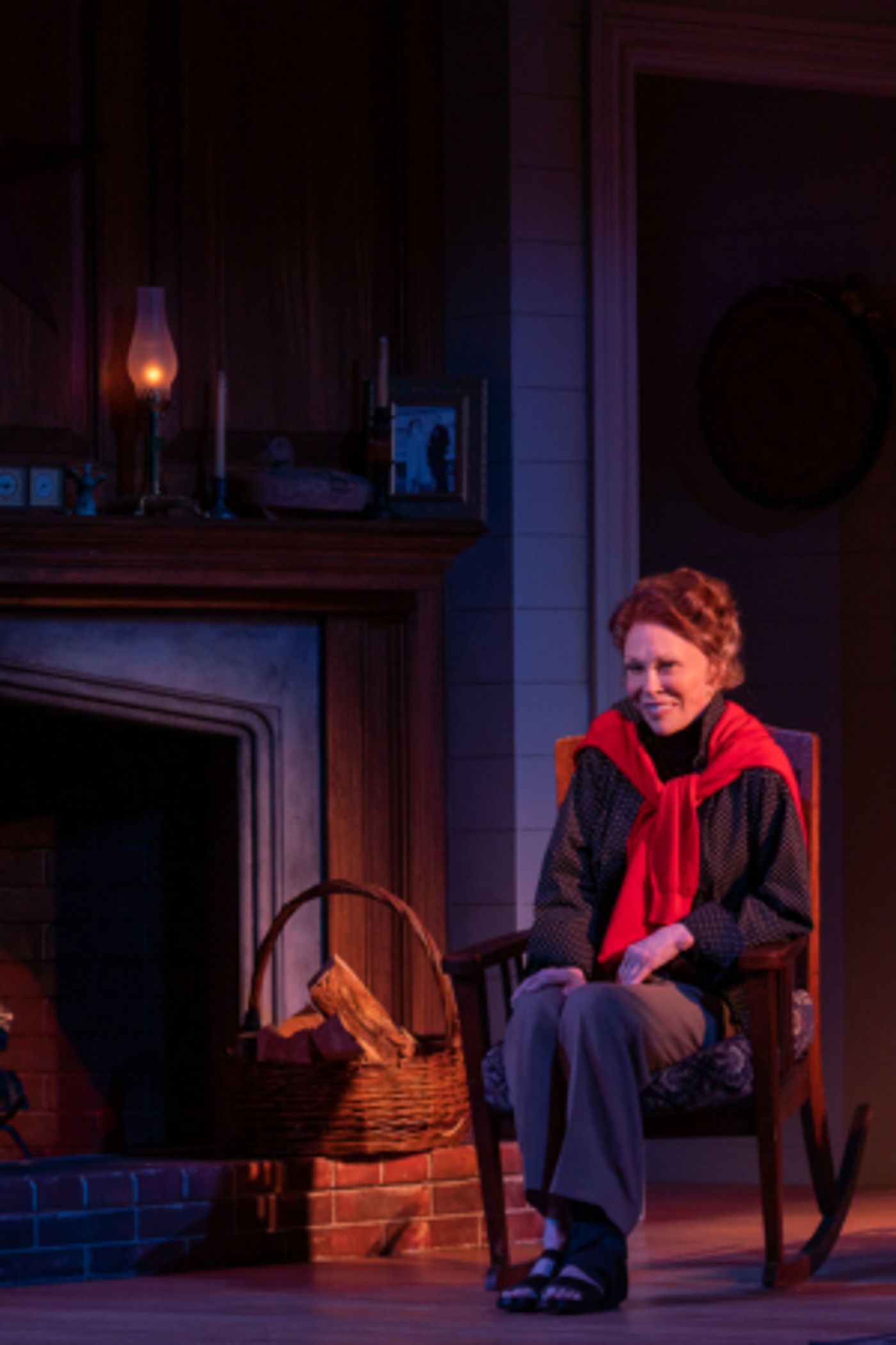 Breaking: Faye Dunaway Parts Ways with Broadway-Bound TEA AT FIVE  Image