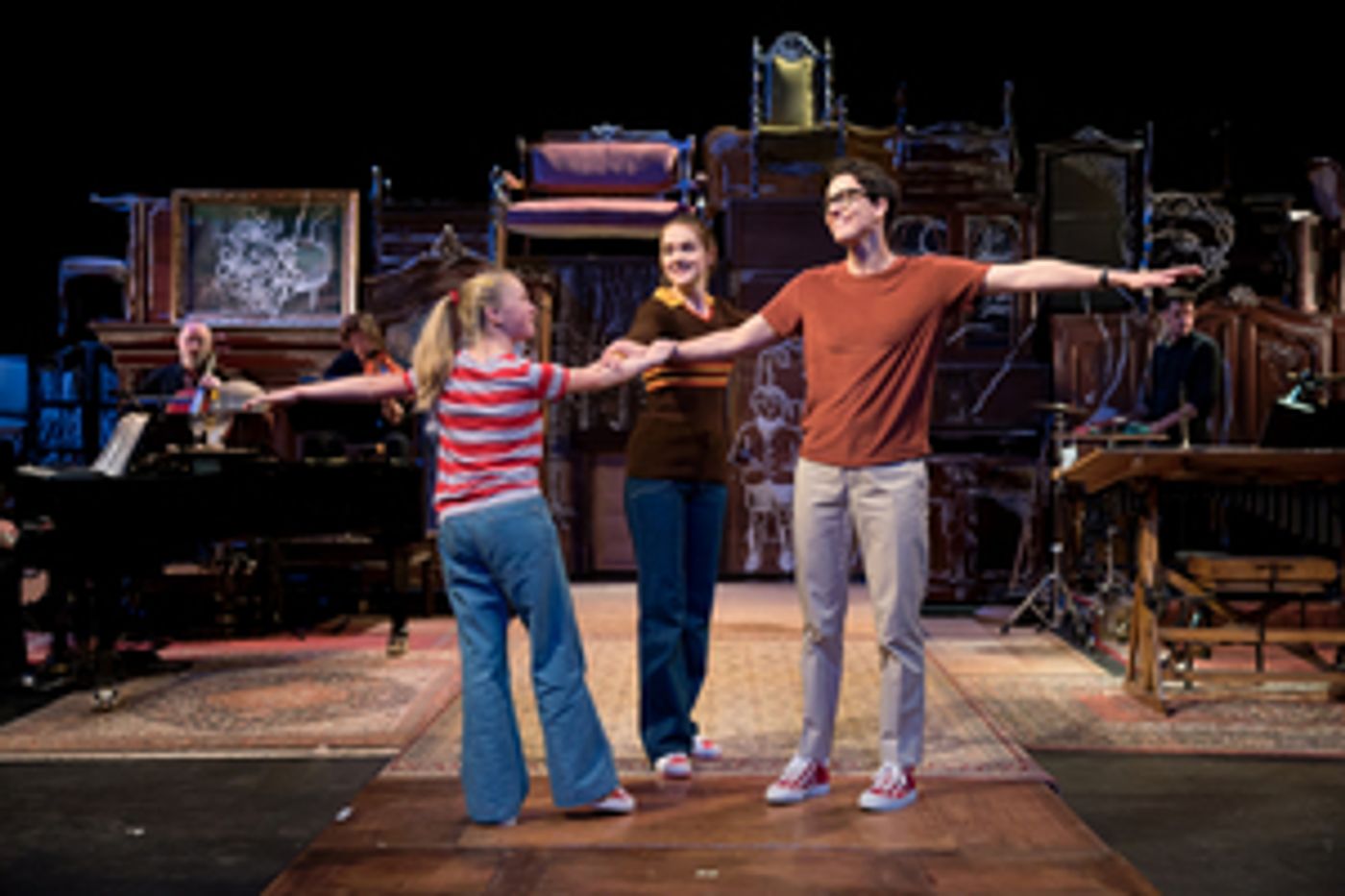 Review: FUN HOME at Internationaal Theater Amsterdam: Tragically Beautiful Story, A Wonderful Start Of PRIDE Amsterdam!  Image