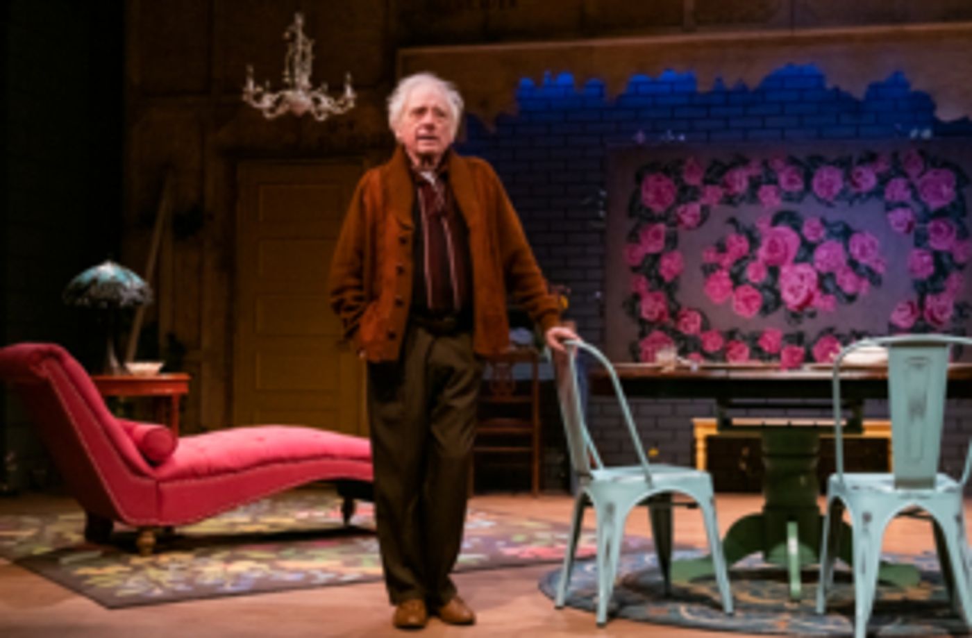 Austin Pendleton to Exit LIFE SUCKS. 8/11  Image