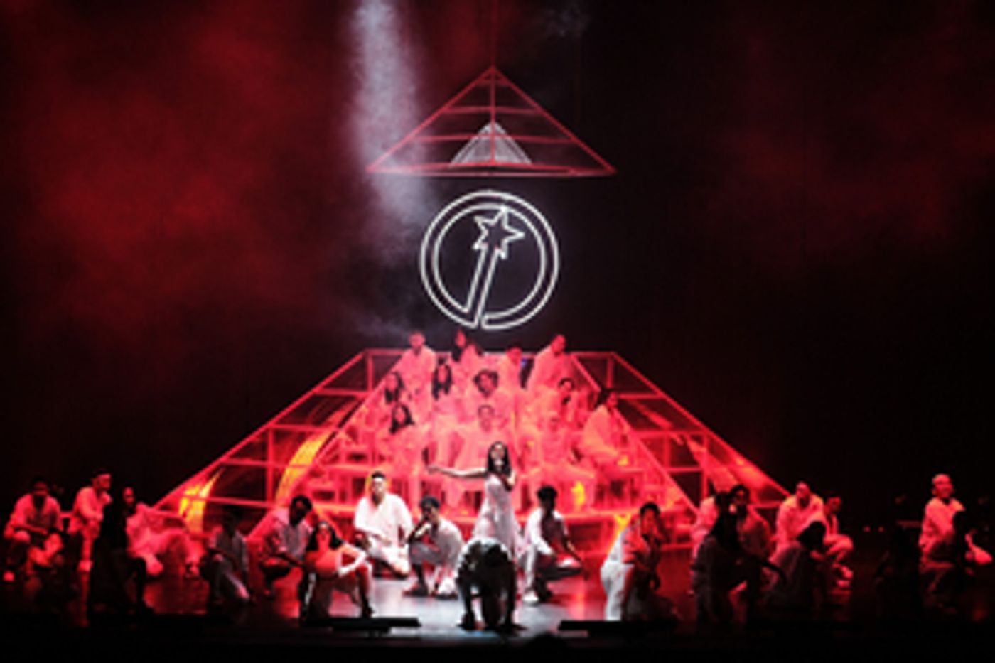 Review: Witness the Show Choir Talents of Indonesia at JKT MOVE IN's JAKARTA SHOW OFF Review: Witness the Show Choir Talents of Indonesia at JKT MOVE IN's JAKARTA SHOW OFF Image