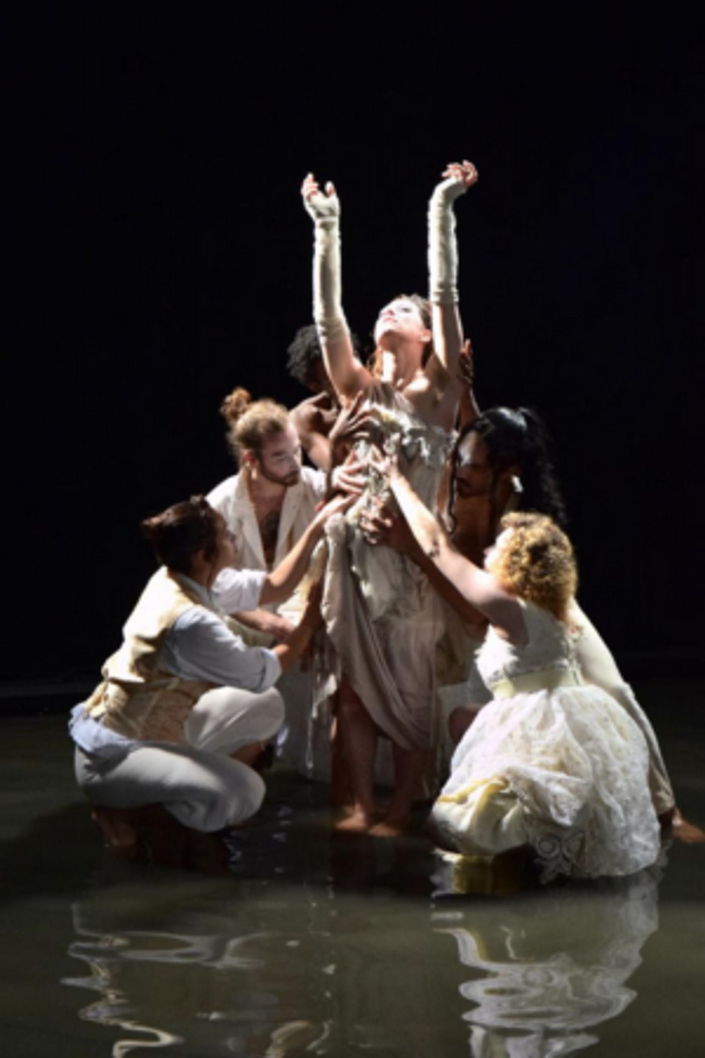 Amanda Palmer Shares New Video For DROWNING IN THE SOUND Amanda Palmer Shares New Video For DROWNING IN THE SOUND Image