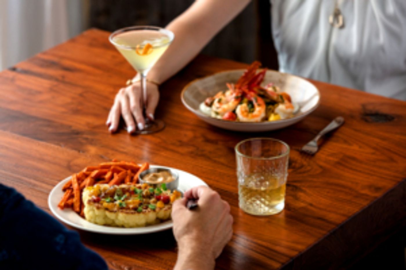 DEL FRISCO'S GRILLE Now Offers New Plant-Based Steak Offering  Image