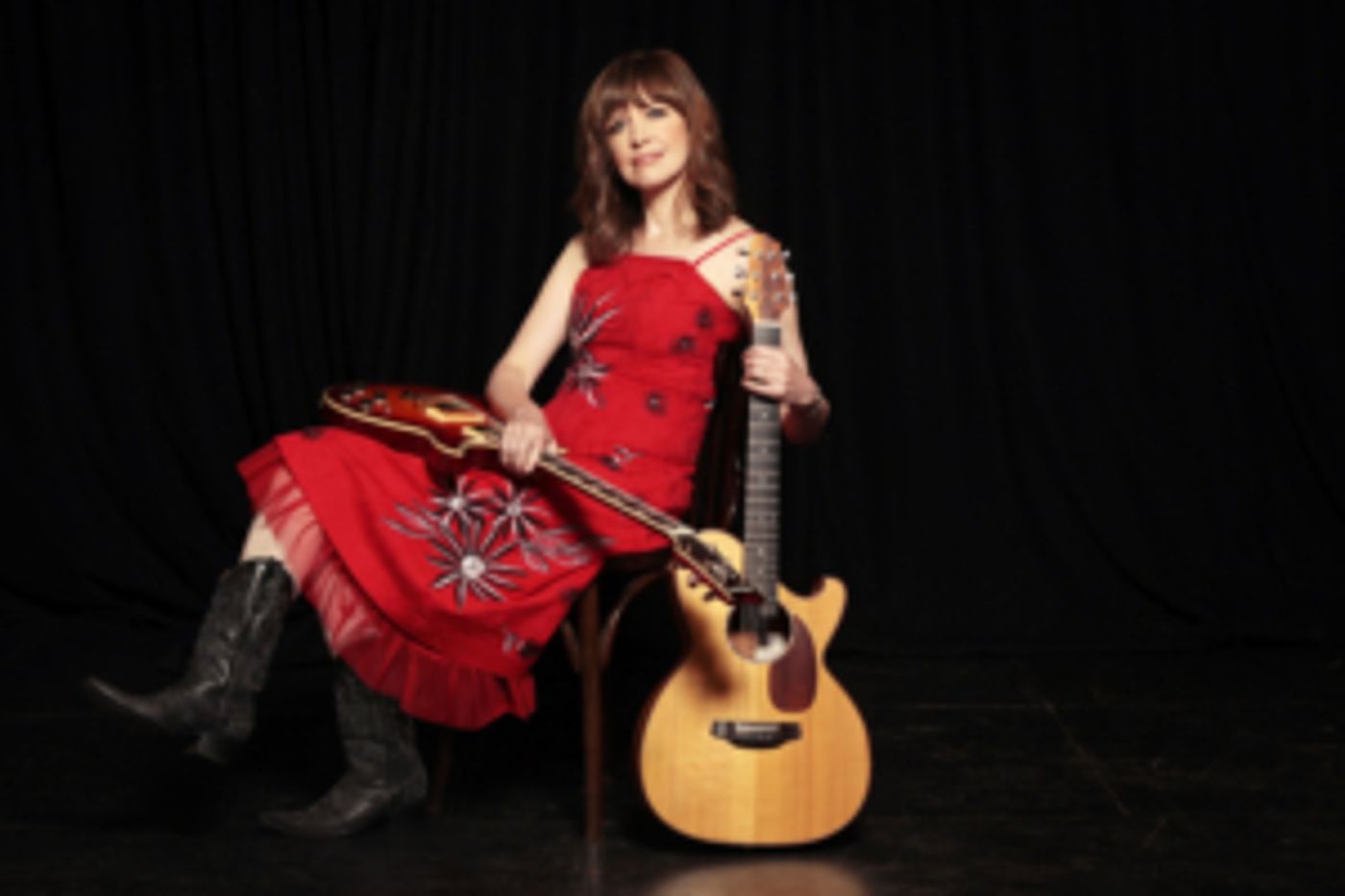 Guitar Wiz, Singer, Composer Sarah McQuaid Announces USA & UK Tour Dates Guitar Wiz, Singer, Composer Sarah McQuaid Announces USA & UK Tour Dates Image