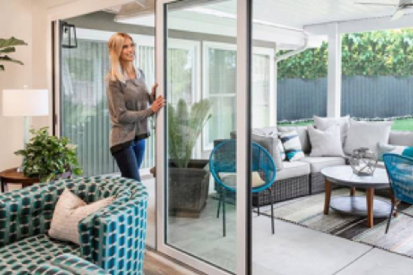 HGTV Orders 13 New Episodes of CHRISTINA ON THE COAST  Image