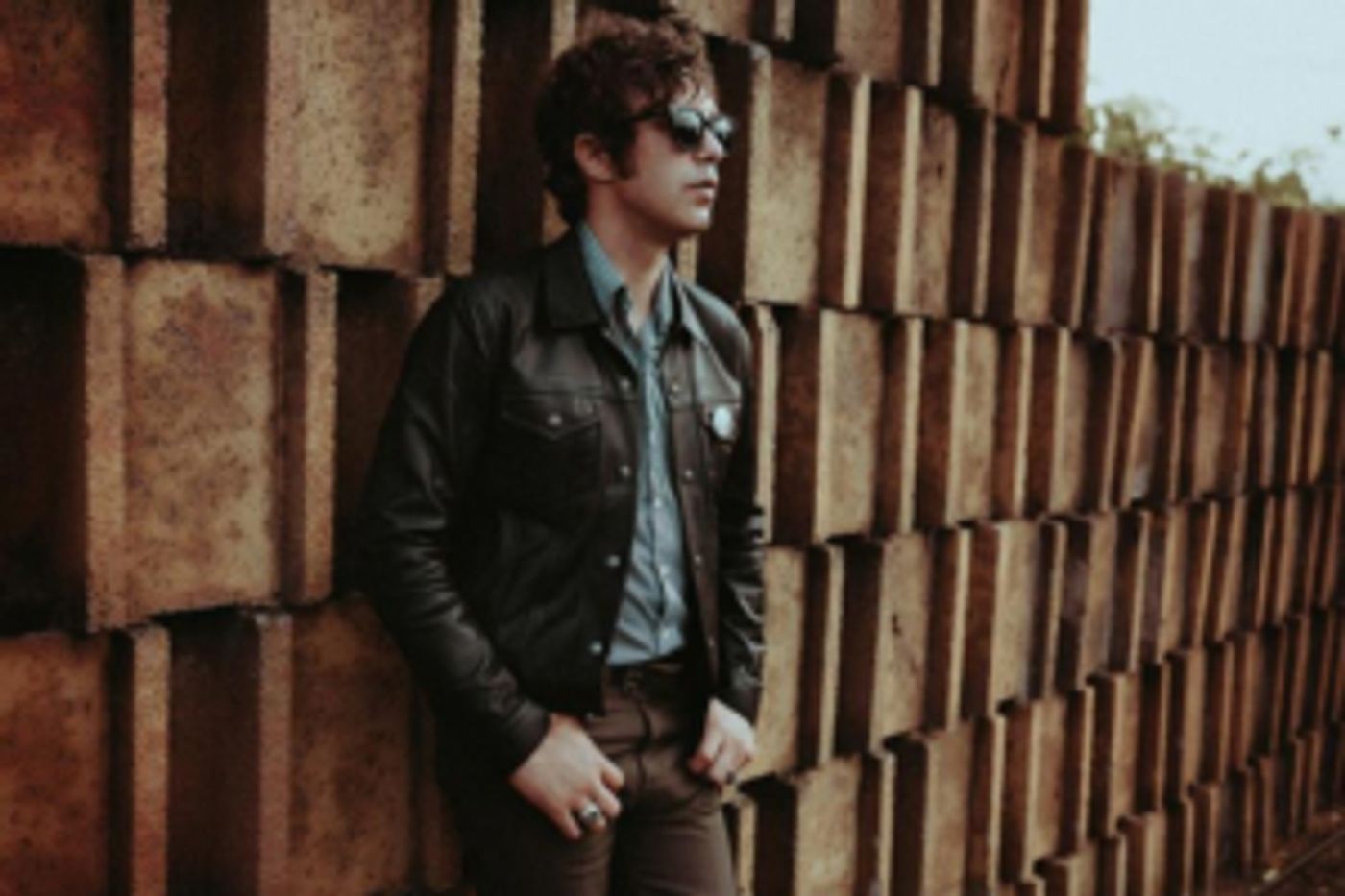 Jeremy Ivey Shares 'Greyhound' Feat. Margo Price Jeremy Ivey Shares 'Greyhound' Feat. Margo Price Image