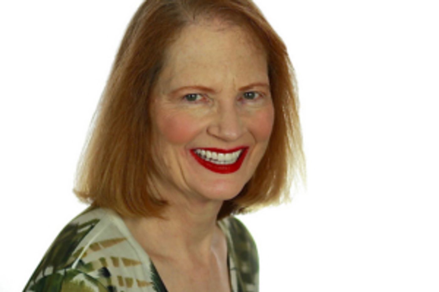 Interview: Linda Alznauer Talks OTHERWISE ENGAGED  Image