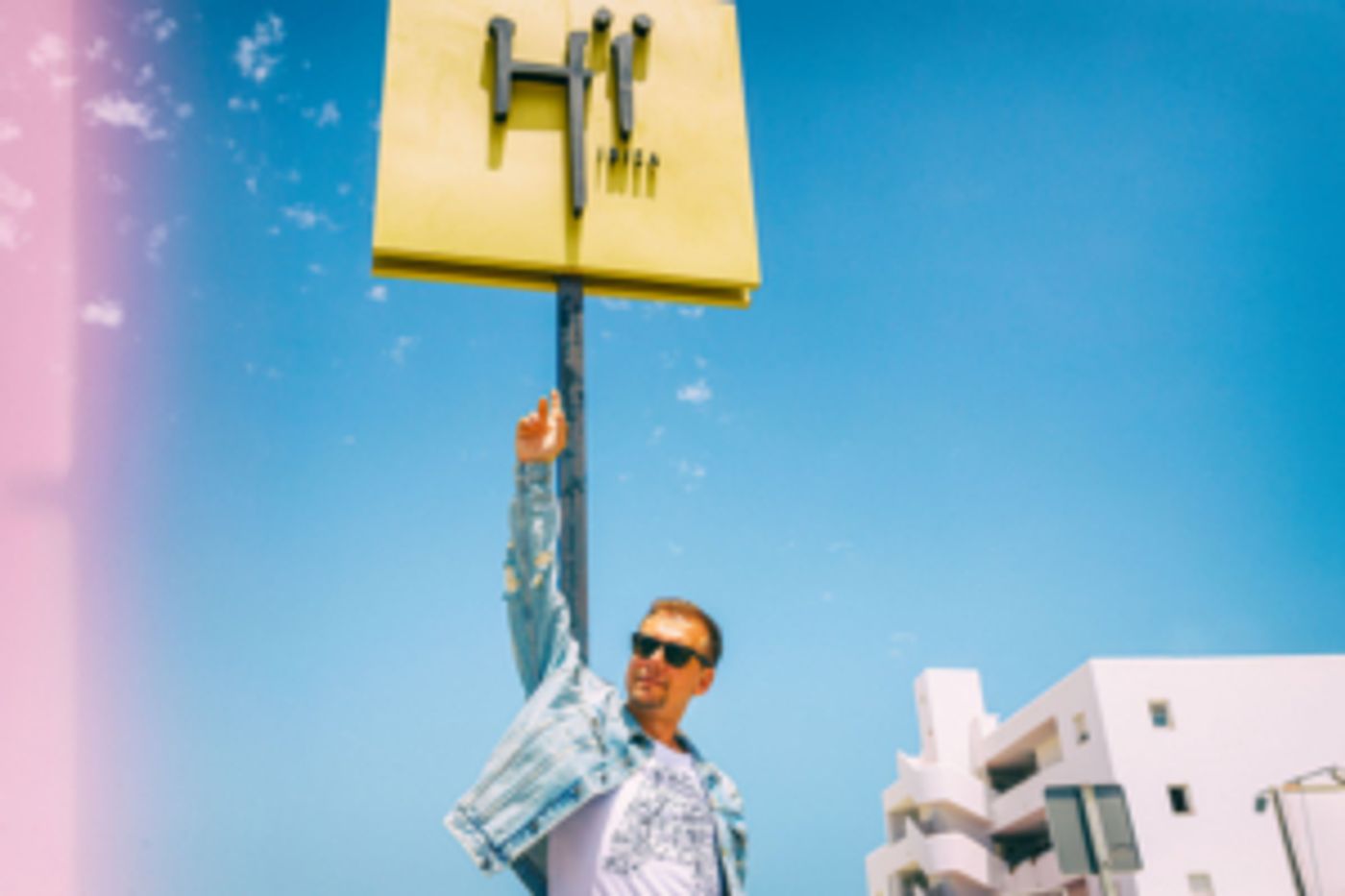 Armin van Buuren Shapes Up the Ibiza Summer With New Mix Album: 'A State Of Trance, Ibiza 2019' Armin van Buuren Shapes Up the Ibiza Summer With New Mix Album: 'A State Of Trance, Ibiza 2019' Image