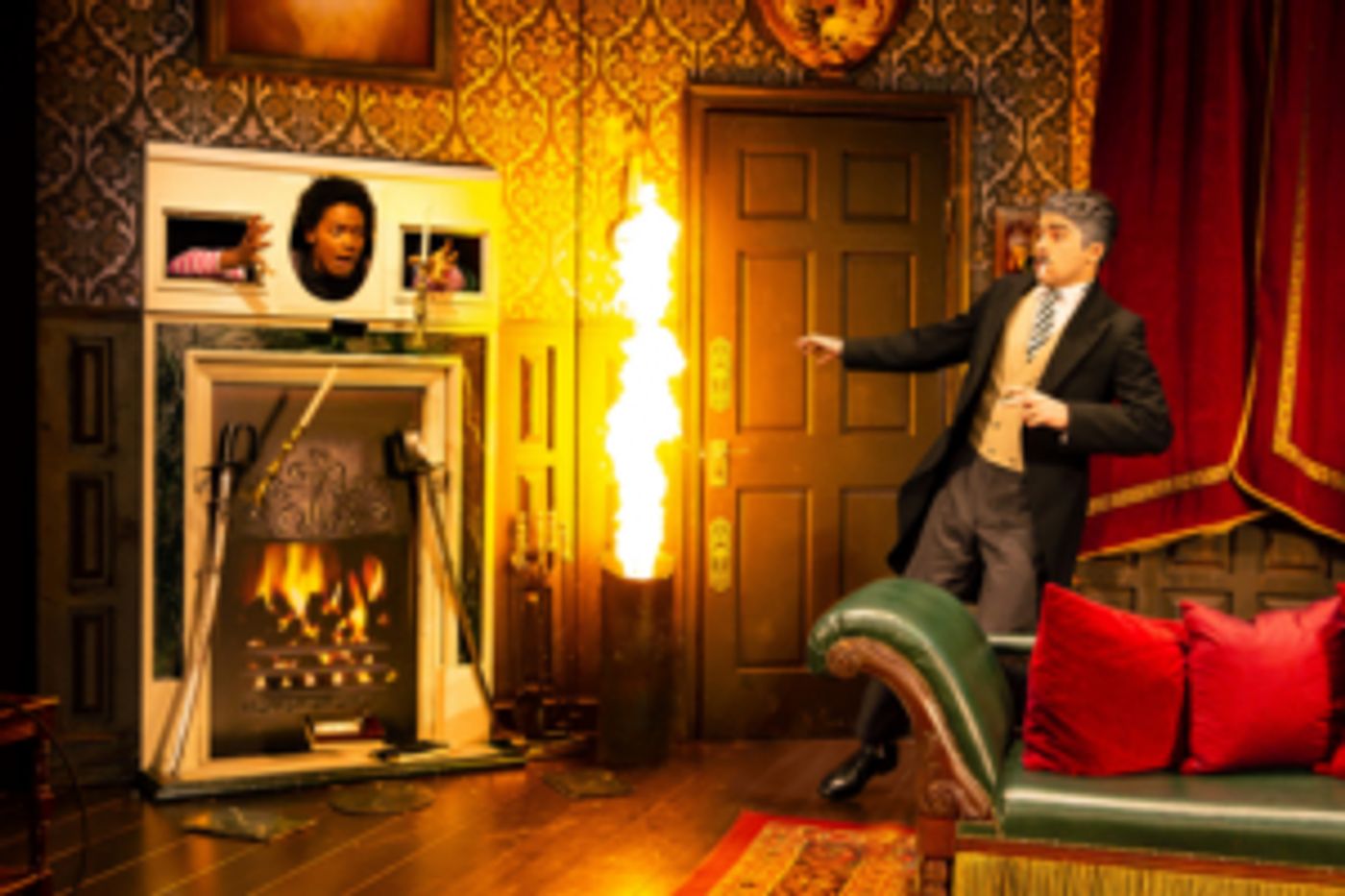 THE PLAY THAT GOES WRONG Announces New Tickets On Sale Through May 2020  Image