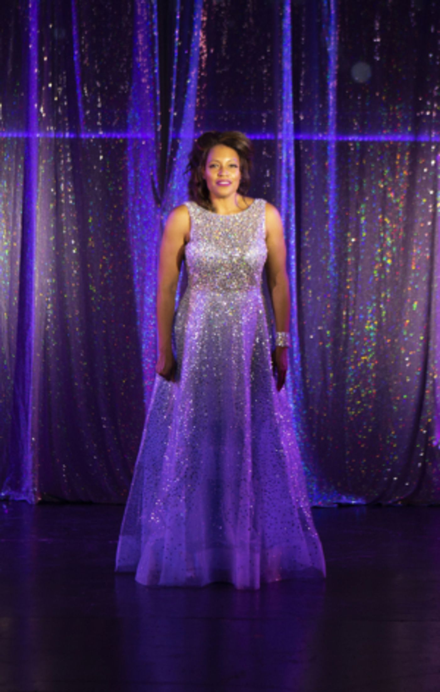 Review: BODYGUARD THE MUSICAL Blows the Roof Off Candlelight Pavilion  Image