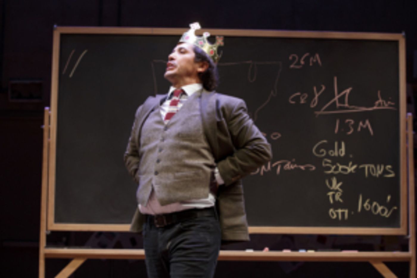 John Leguizamo Comes to the Colonial with LATIN HISTORY FOR MORONS  Image