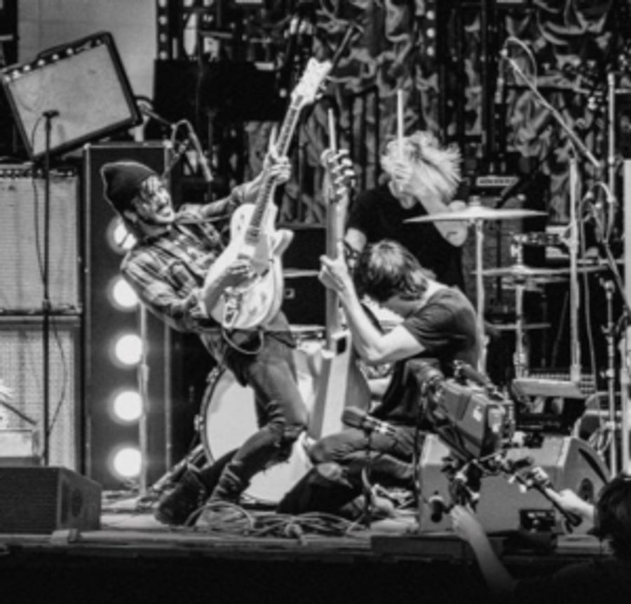 Reignwolf Adds Third UK Performance Image