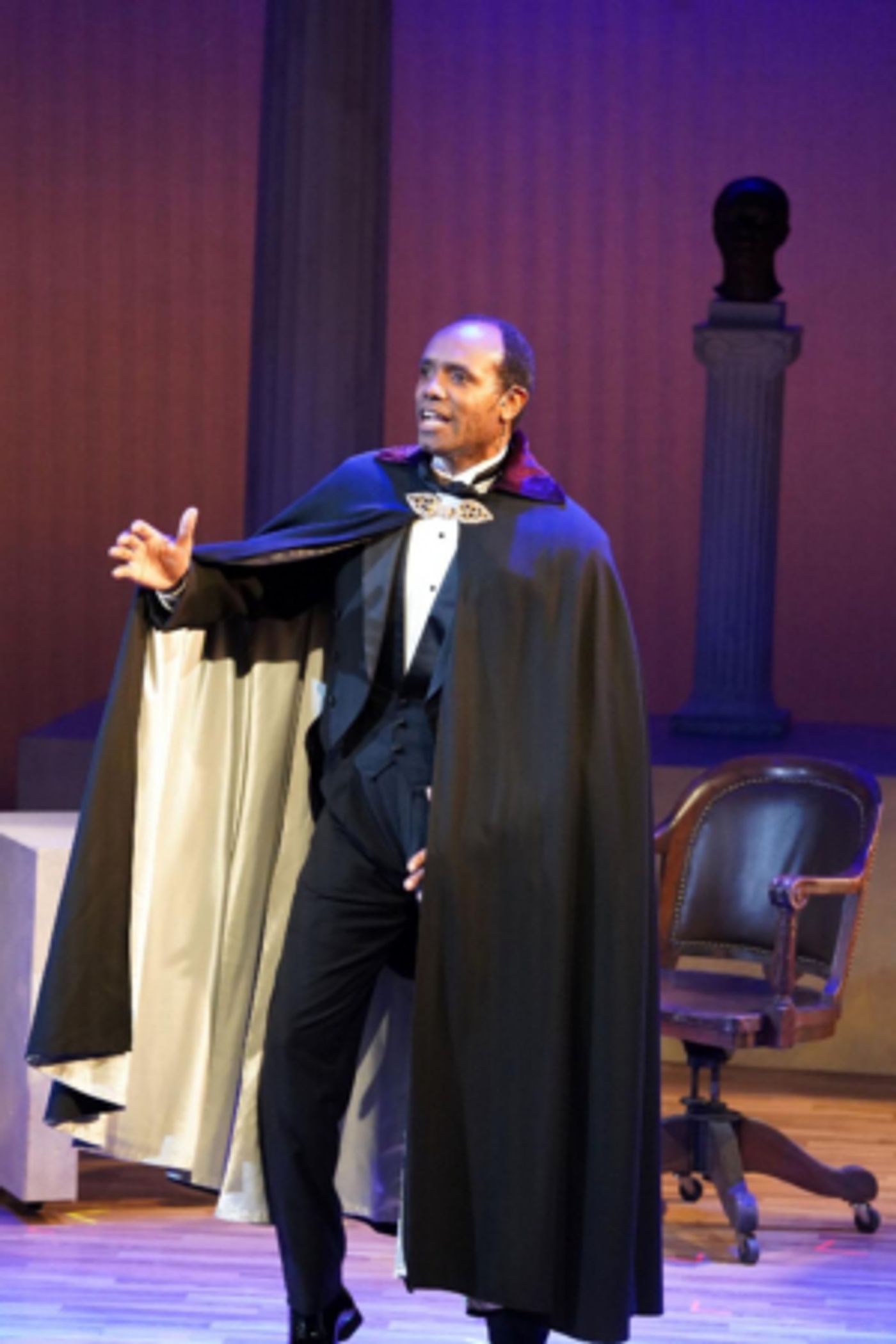 Review:  Crossroads Theatre Presents a Stunning Production of PAUL ROBESON Through 9/15  Image