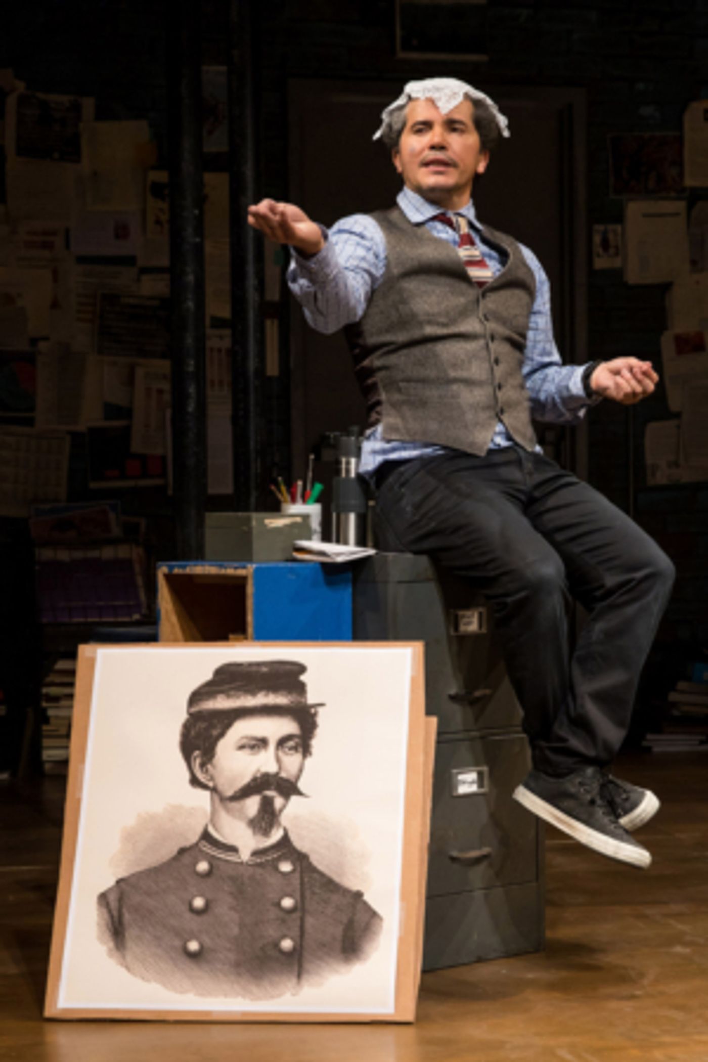 Review Roundup: What Did Critics Think of John Leguizamo's LATIN HISTORY FOR MORONS at the Ahmanson Theatre?  Image