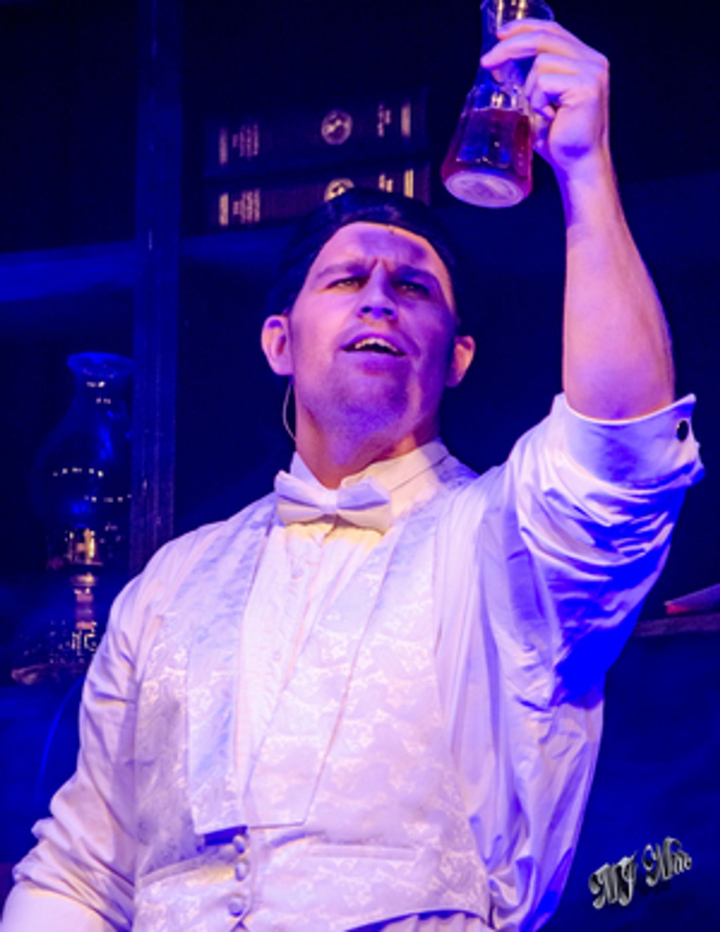 Review: JEKYLL & HYDE at Wilmington Drama League  Image