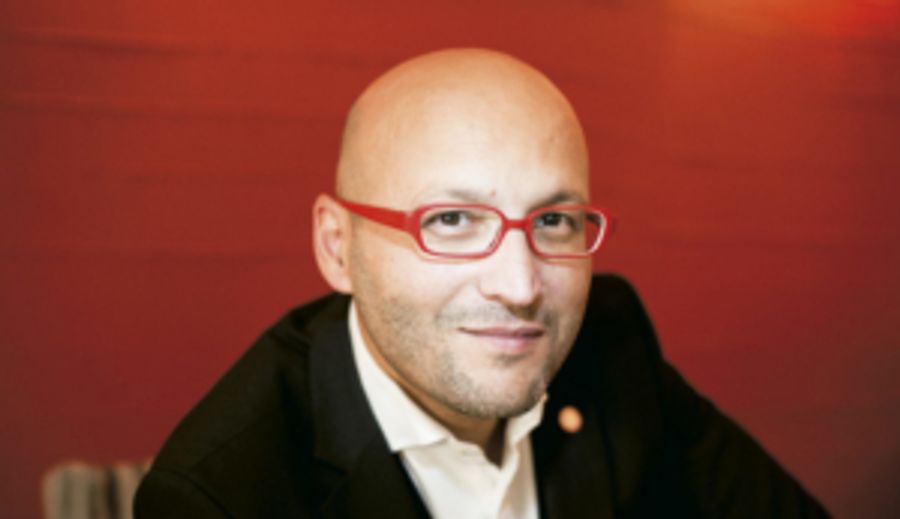 Lyric Opera of Chicago Names Dynamic Italian Conductor Enrique Mazzola as Lyric's Next Music Director Image