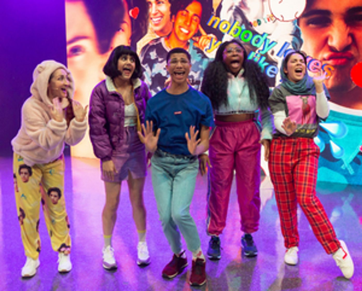 Yve Blake's Fangirls is a Virtuosic Immersion into the world of a teenage fangirl  Image