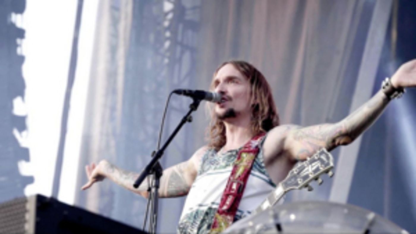 The Darkness Release Official Video for New Single 'Heart Explodes'  Image