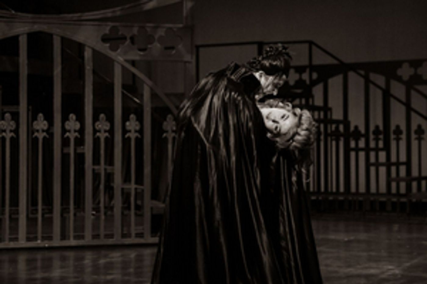 Review: U of U Musical Theater Students Sink Teeth Into DRACULA, With Splendid Direction and Choreography  Image