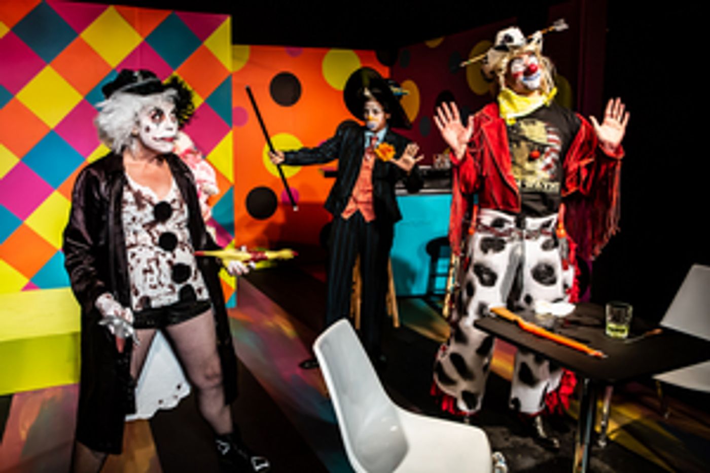 Review: CLOWN BAR Serves Up a Cocktail of Comical Clown-Noir at THEATRE DOWNTOWN.  Image