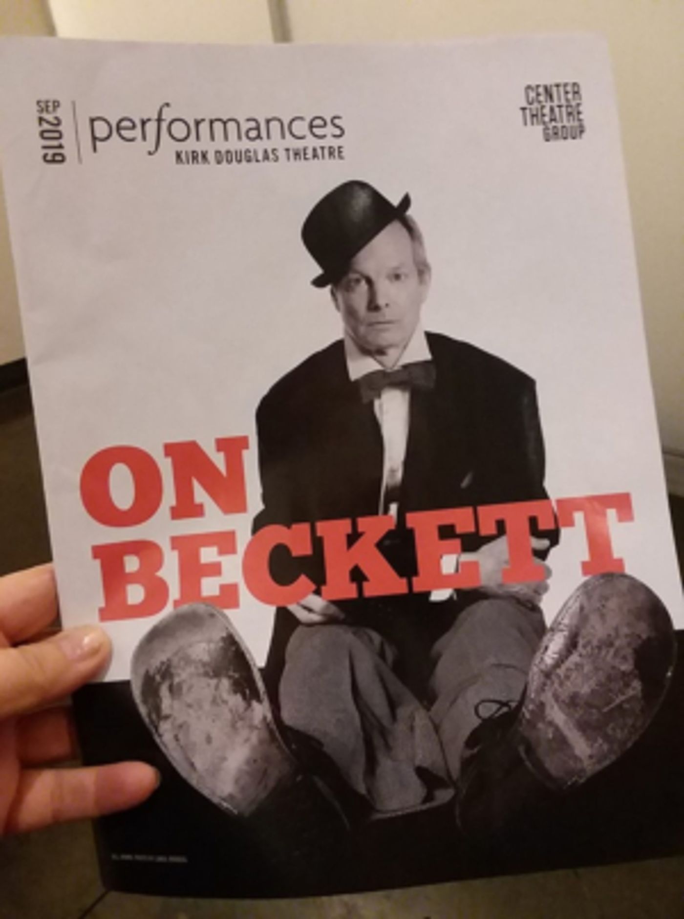Review: Quintessential Clown Bill Irwin ON BECKETT Showcases the Humor and Pathos of the Irish Playwright  Image