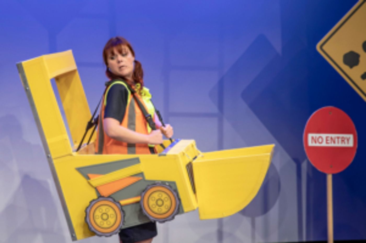 Review: THE LITTLE YELLOW DIGGER at Pumphouse, Takapuna, Auckland  Image