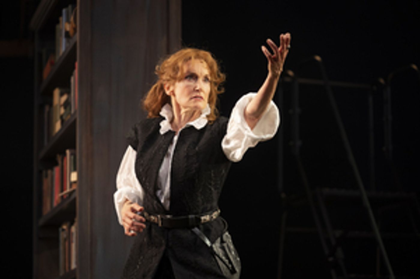 Review: BERNHARDT/HAMLET at Goodman Theatre  Image