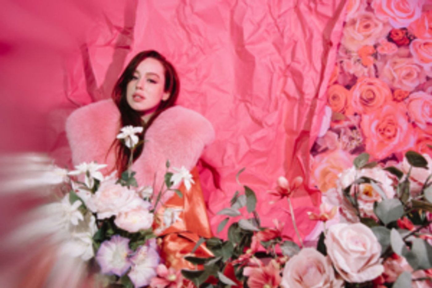 Lily Kershaw Shares Single, Co-Written with Emma Roberts Lily Kershaw Shares Single, Co-Written with Emma Roberts Image