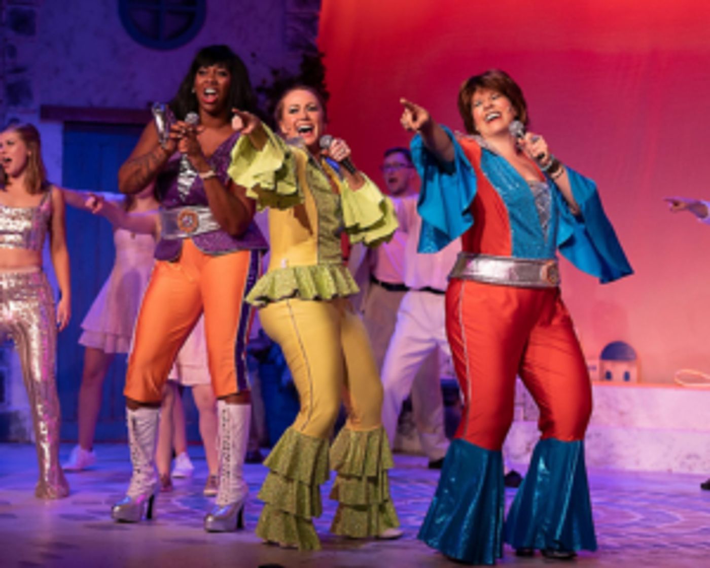 Review: MAMMA MIA, That's a Spicy Musical at Allenberry  Image