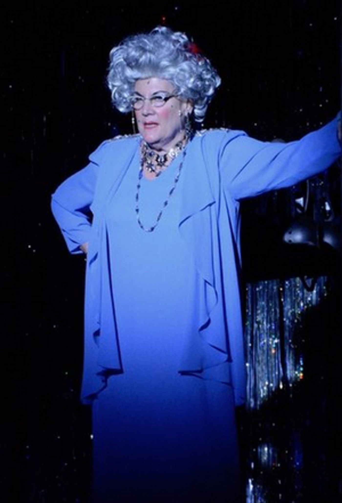 Review: THE FULL MONTY at Argyle Theatre  Image