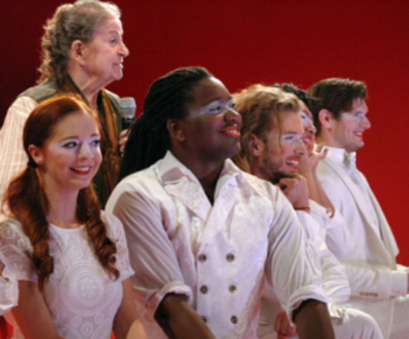 Review: IN CIRCLES Brings the Free-Spirited 1968 Off-Broadway Scene to the Odyssey Theatre  Image