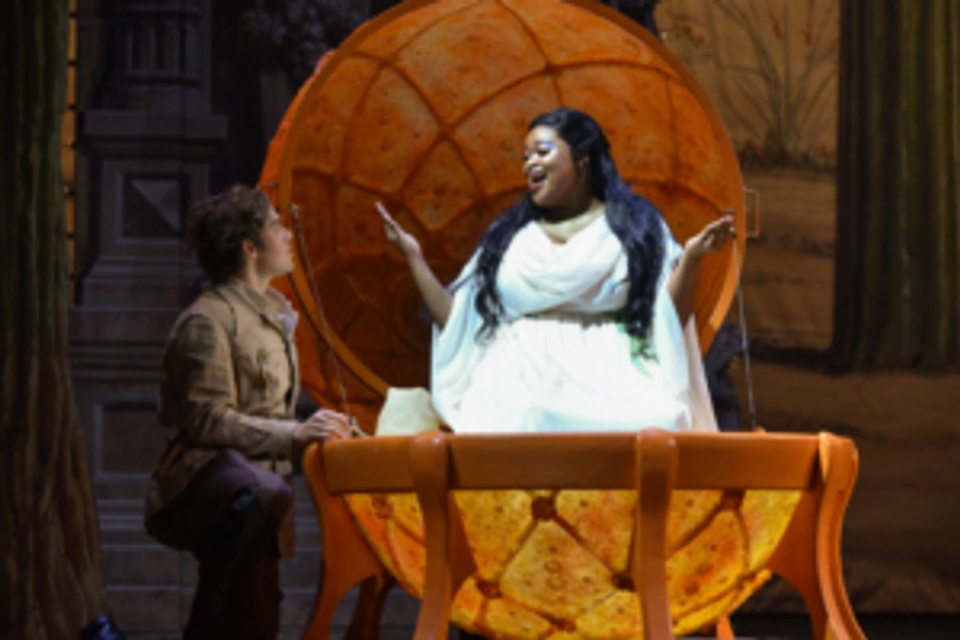 BWW: Apples, ORANGES--Opera Philadelphia's O19 Shows Us What the Difference is  Image
