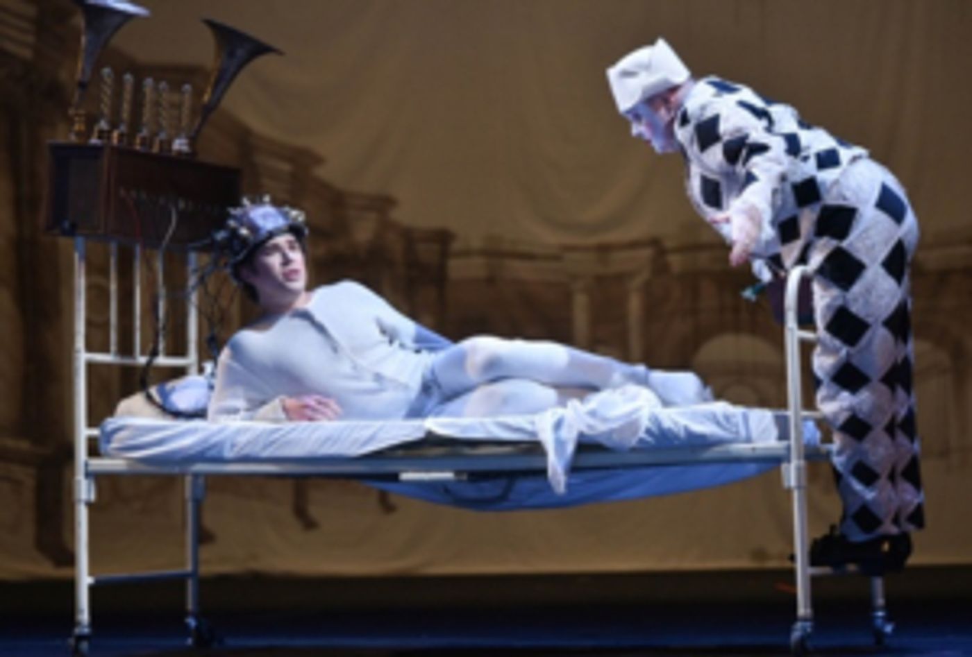 BWW: Apples, ORANGES--Opera Philadelphia's O19 Shows Us What the Difference is  Image