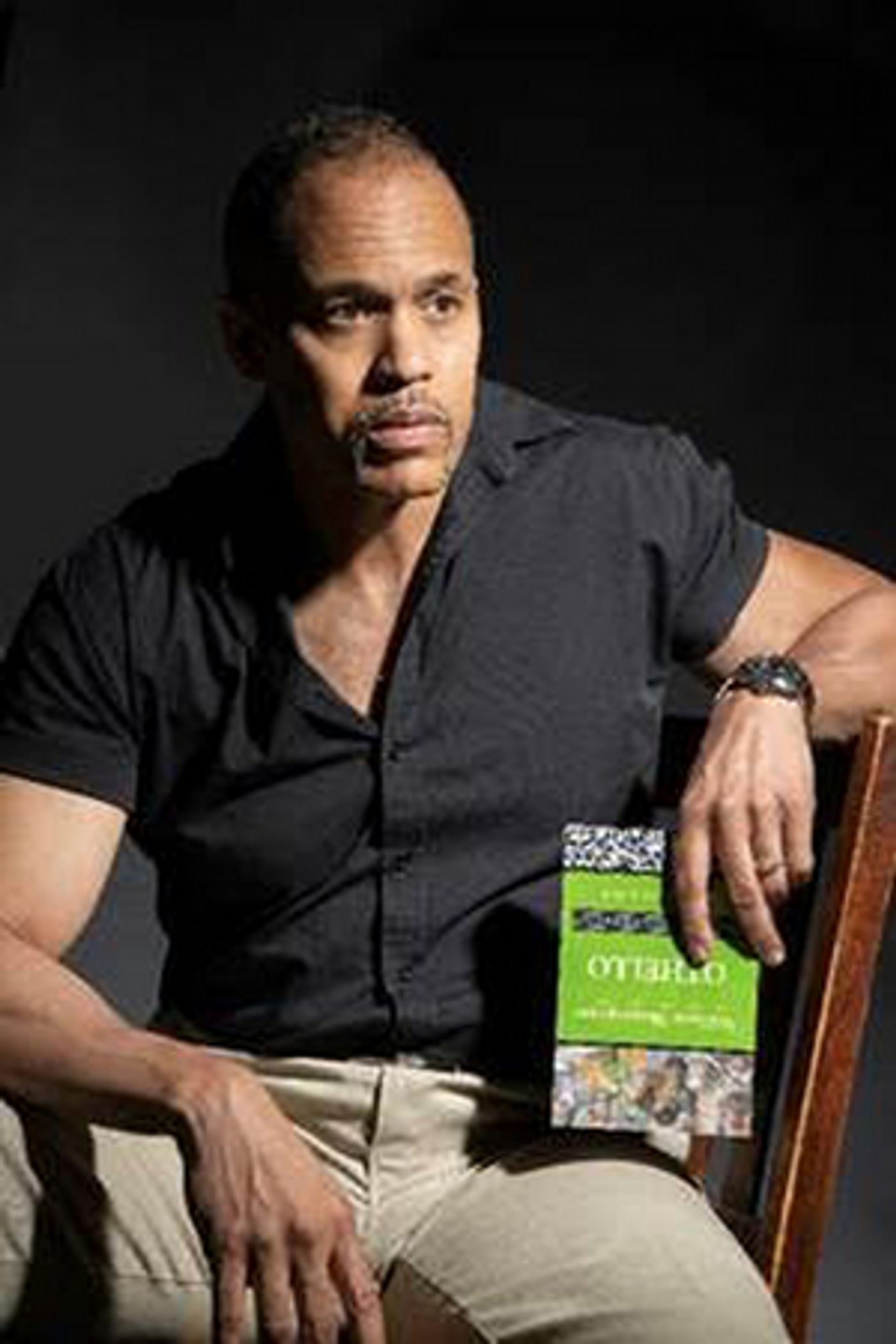 Interview: Keith Hamilton Cobb and Kim Weild On Asking the Right Questions with AMERICAN MOOR  Image