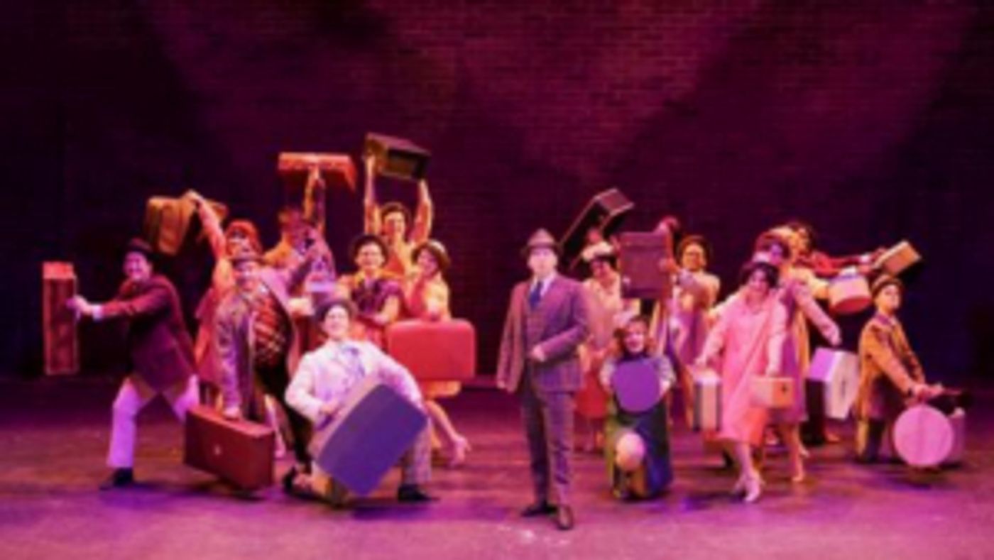Review: 42ND STREET: Thunderous Opening For The Umbrella Stage Company  Image