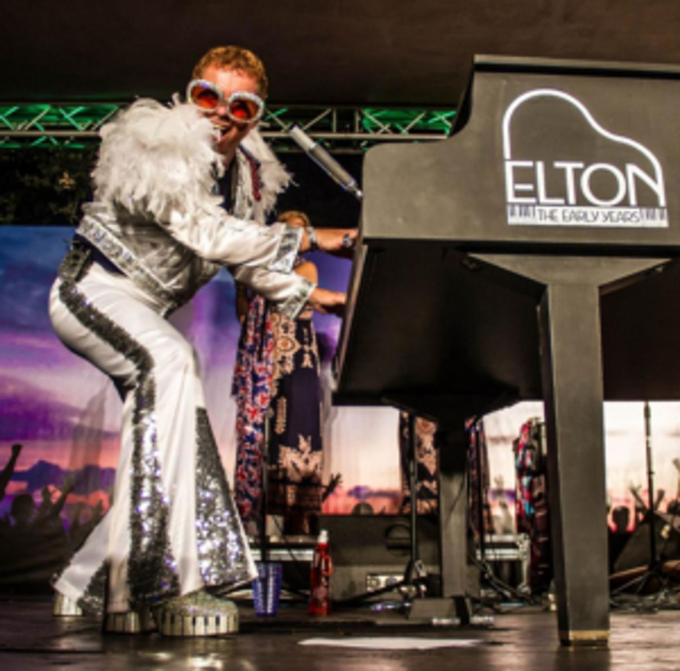 Review: Kenny Metcalf Rocks the El Portal in the Ultimate Elton John Tribute Show Review: Kenny Metcalf Rocks the El Portal in the Ultimate Elton John Tribute Show Image