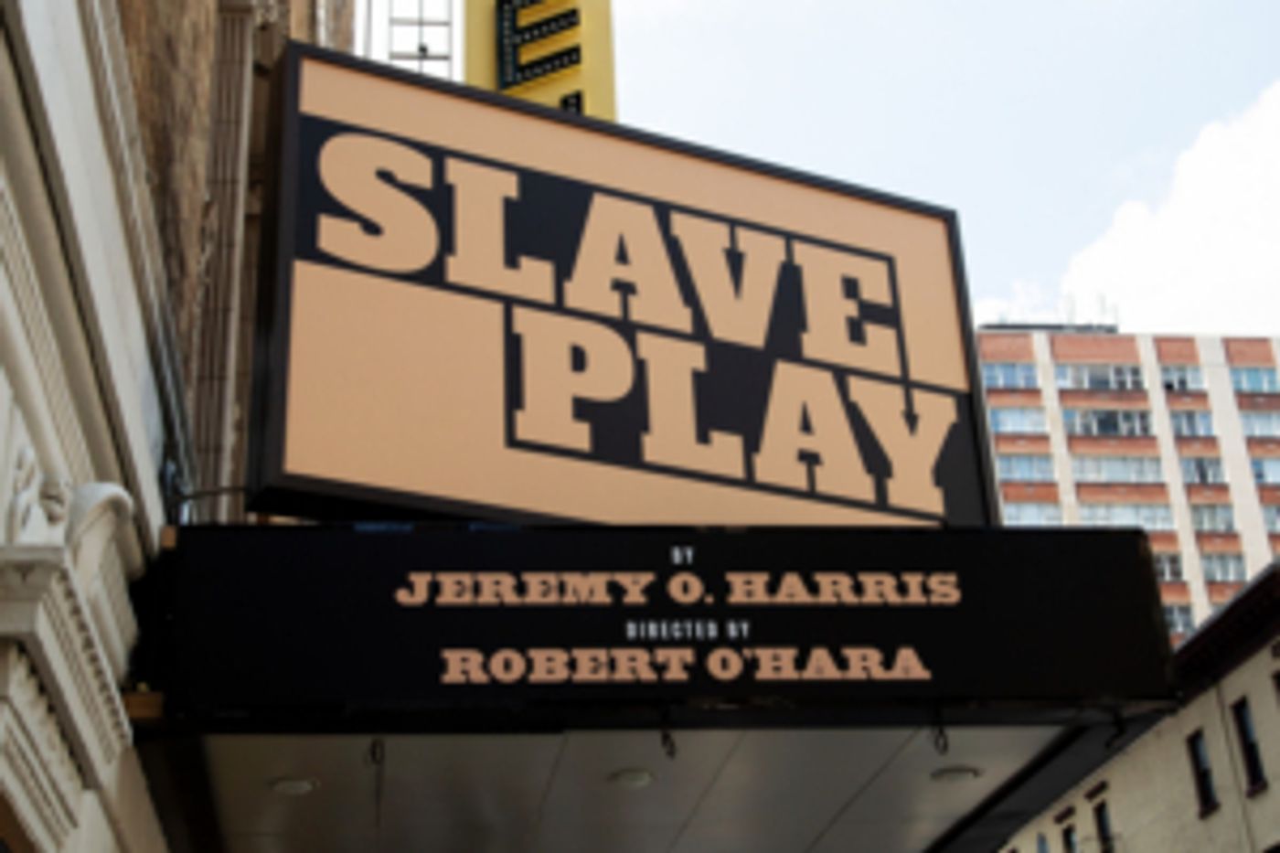 TV: Watch Broadway Walk the Red Carpet on Opening Night of SLAVE PLAY  Image