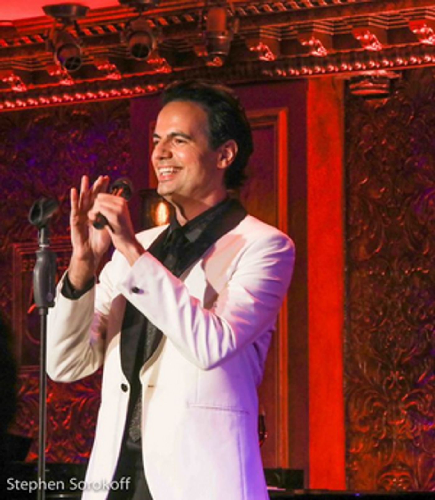Review: ISAAC SUTTON Encores BROADWAY ISRAEL at Feinstein's / 54 Below  Image