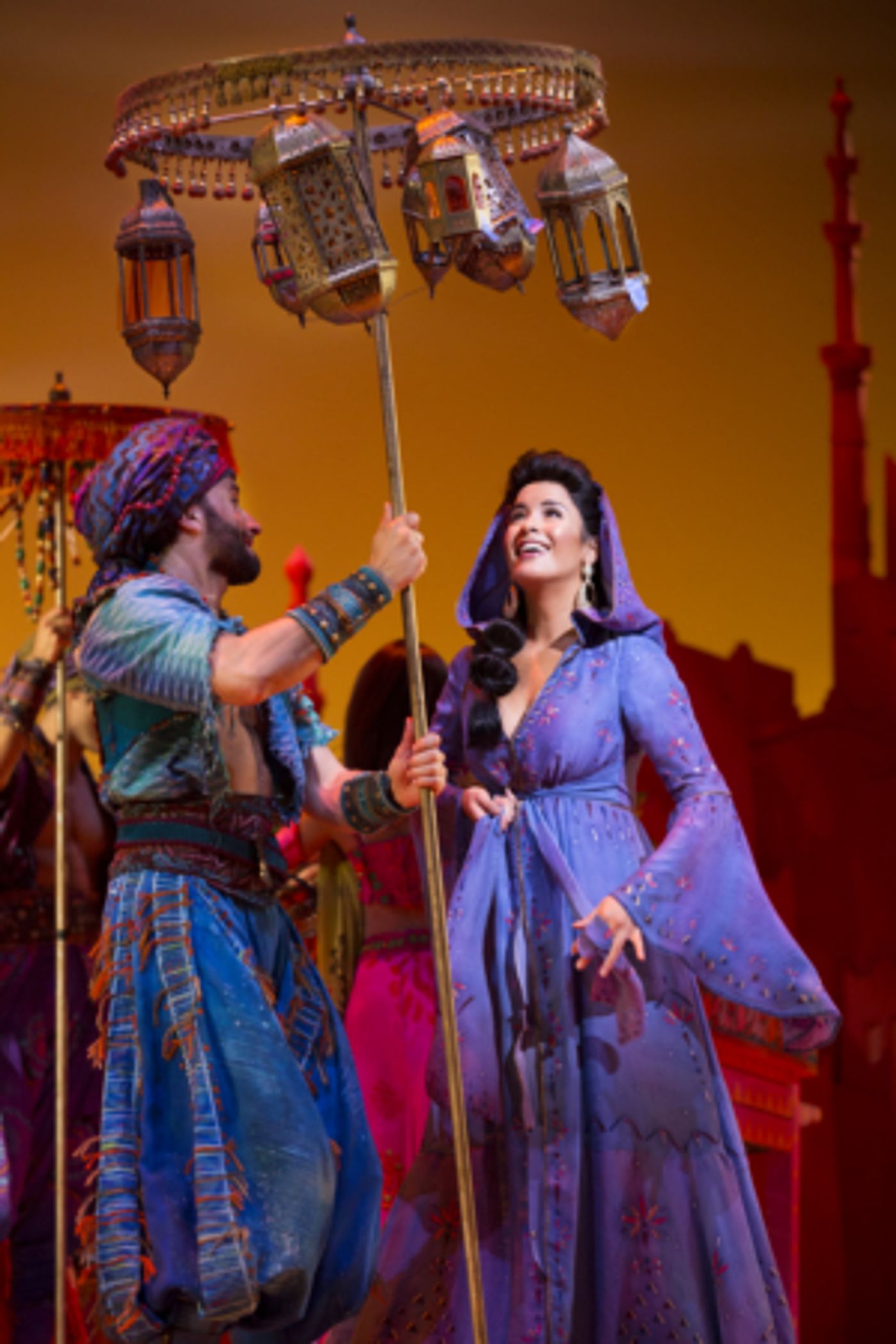 Courtney Reed Will Return To ALADDIN  Image