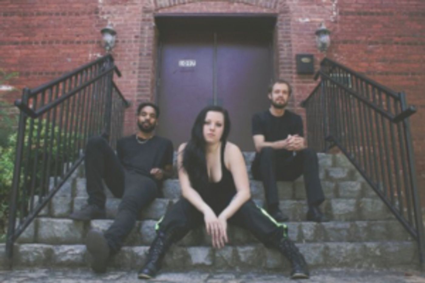 Atlanta Pop/Rock Trio Safety Net Drop New Single 'How Does It Feel' Atlanta Pop/Rock Trio Safety Net Drop New Single 'How Does It Feel' Image