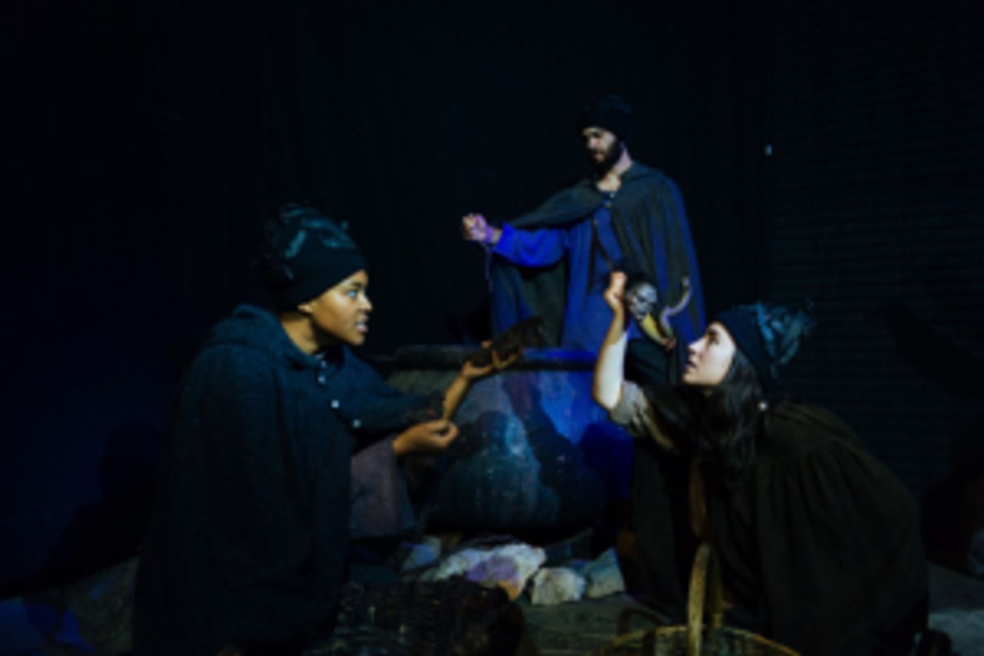 Review: THE TRAGEDIE OF MACBETH – An Immersive Experience Takes You Inside the Spooky Atmosphere of Shakespeare's Scottish Play  Image