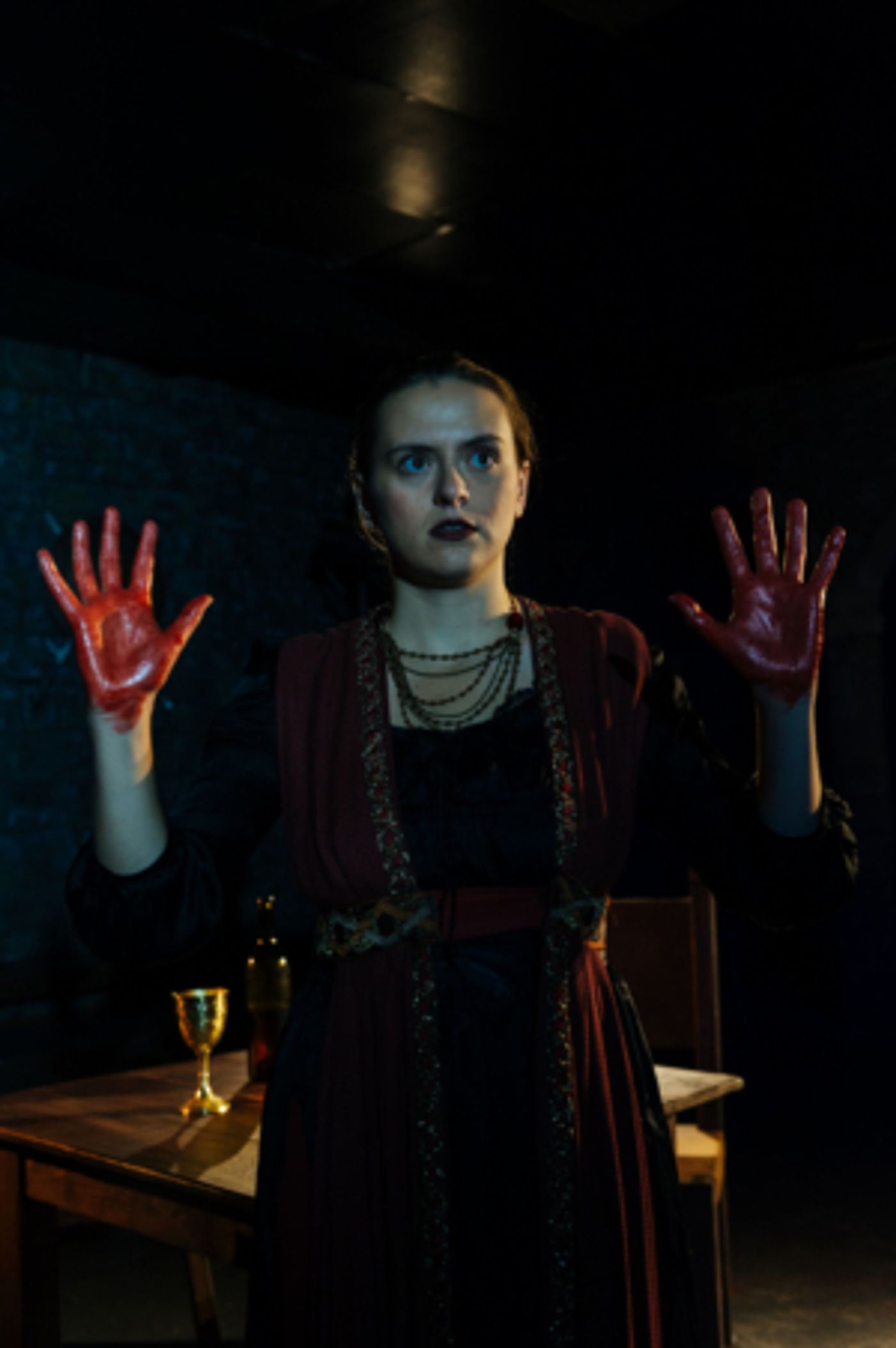 Review: THE TRAGEDIE OF MACBETH – An Immersive Experience Takes You Inside the Spooky Atmosphere of Shakespeare's Scottish Play  Image