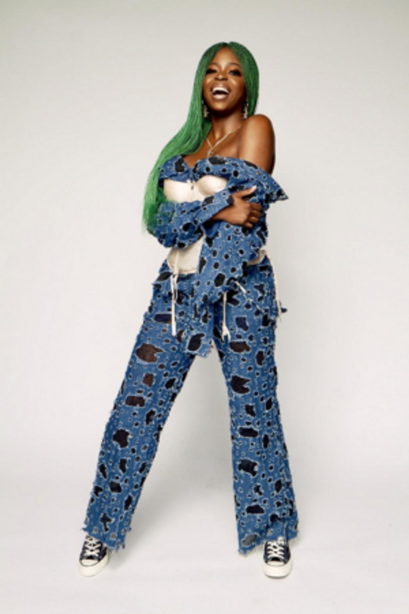 KAH-LO To Support Bea Miller on 'Sunsets In Outerspace Tour' KAH-LO To Support Bea Miller on 'Sunsets In Outerspace Tour' Image