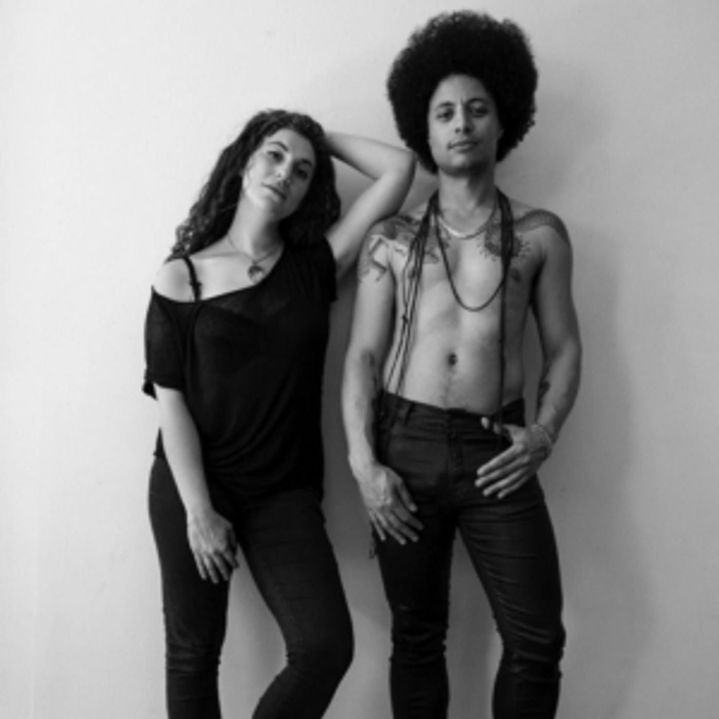 Taali Releases New Single 'Snowfall on Orchard,' Featuring José James  Image