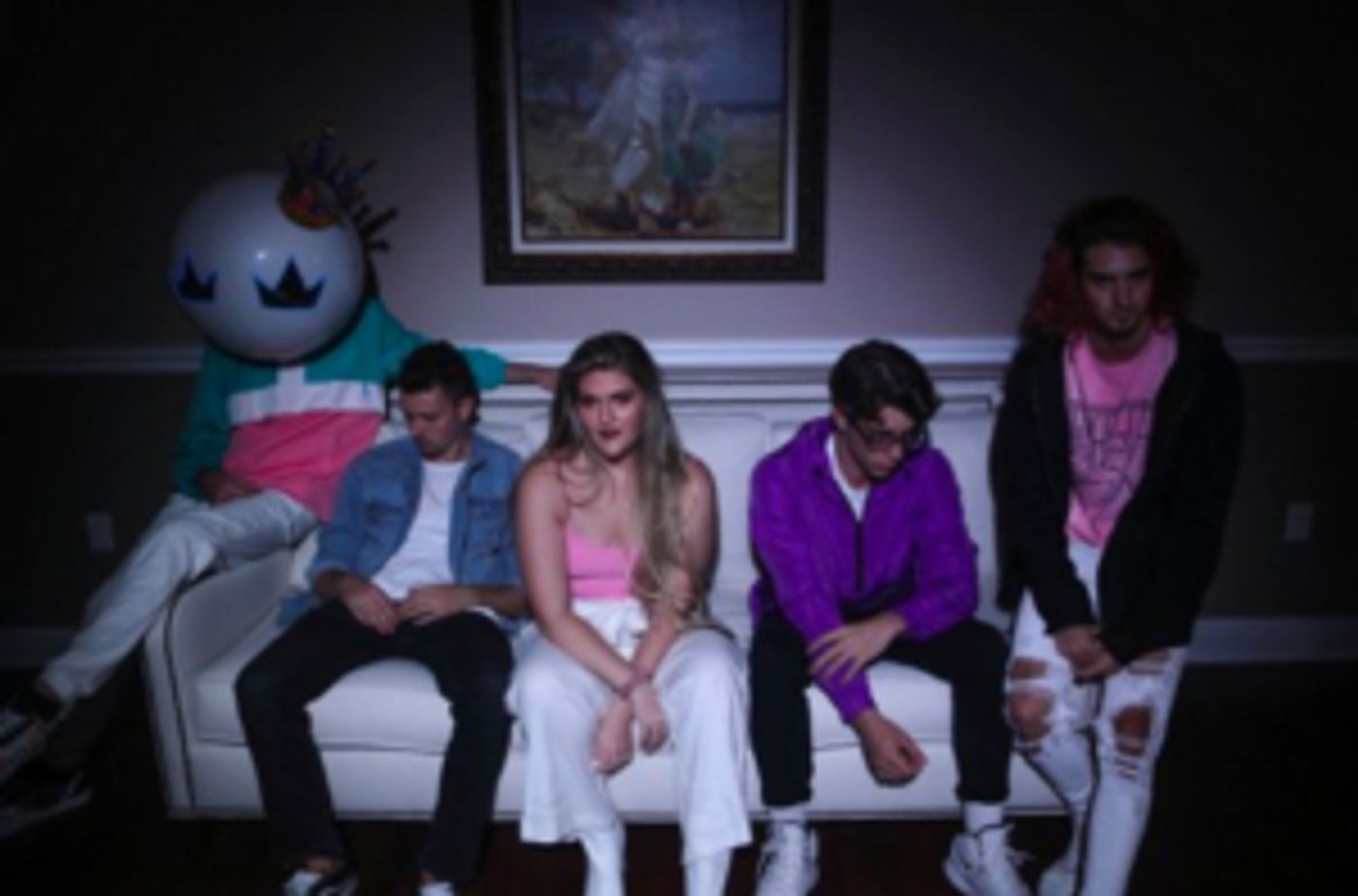 Alternative Pop Band Crownz Announce Upcoming Single 'Away,' Out 11/1 Alternative Pop Band Crownz Announce Upcoming Single 'Away,' Out 11/1 Image