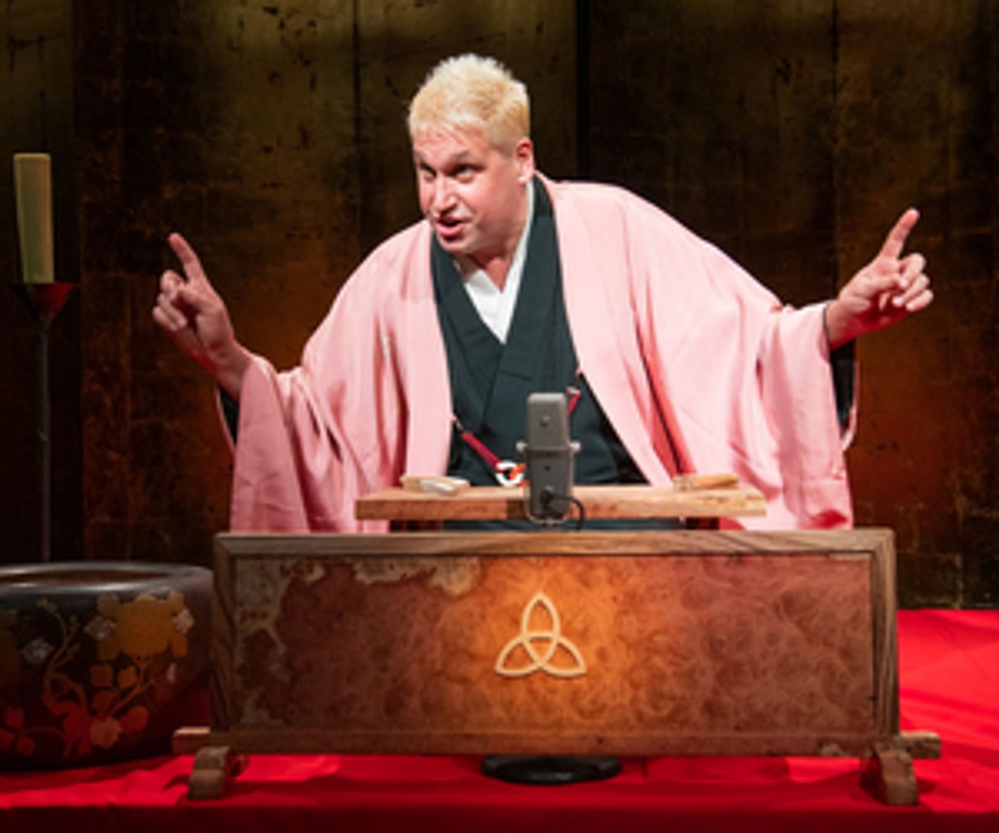Review: KATSURA SUNSHINE'S RAKUGO Brings Traditions and Laughs to New World Stages  Image